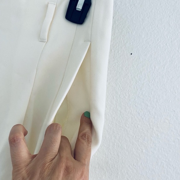 OAK + FORT Elegant White Wide-Leg Pants - Picture 5 of 16